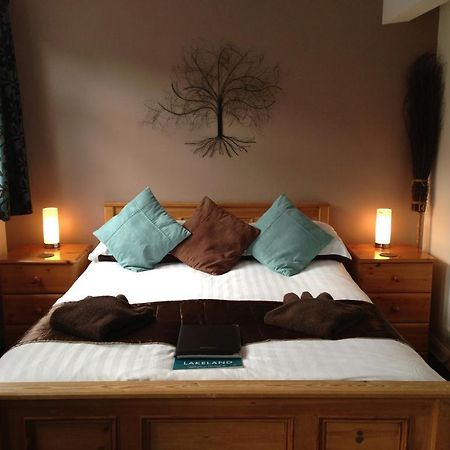 Number 80 Otel Bowness-on-Windermere Dış mekan fotoğraf